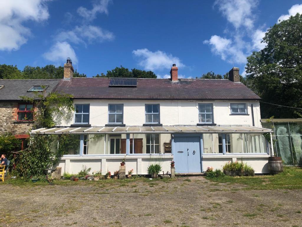 Gernos Farmhouse Llandysul 외부 사진