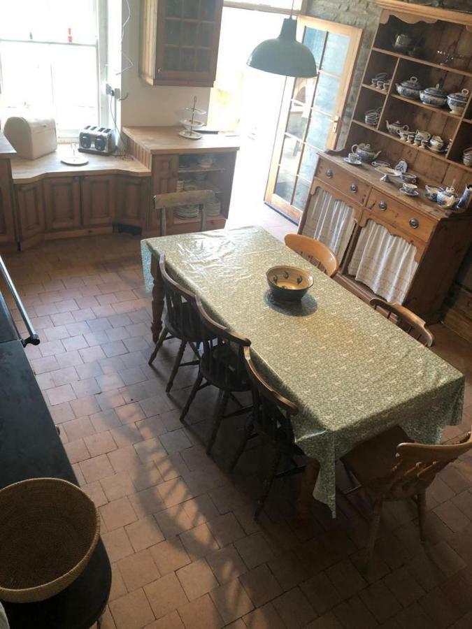 Gernos Farmhouse Llandysul 외부 사진